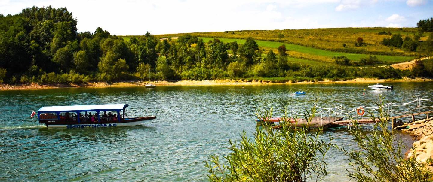 CZORSZTYNIANKA Gondelfahrten auf dem Czorsztyńskie-See Unterkunft JĘDRUŚ Polen Pieniny